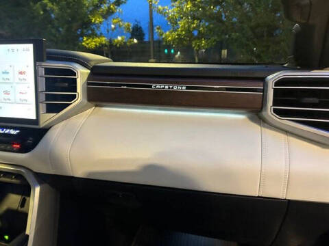 2025 Toyota Sequoia SR5