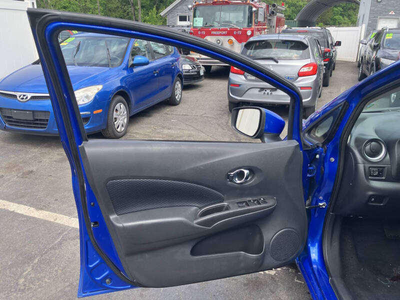 2016 Nissan Versa Note SV