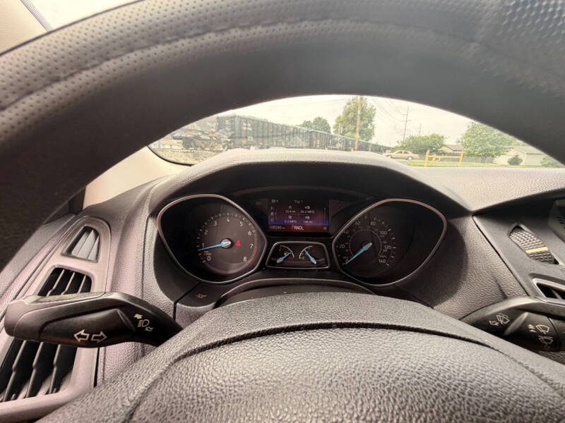 2016 Ford Focus SE