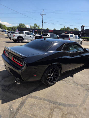 2015 Dodge Challenger R/T Plus