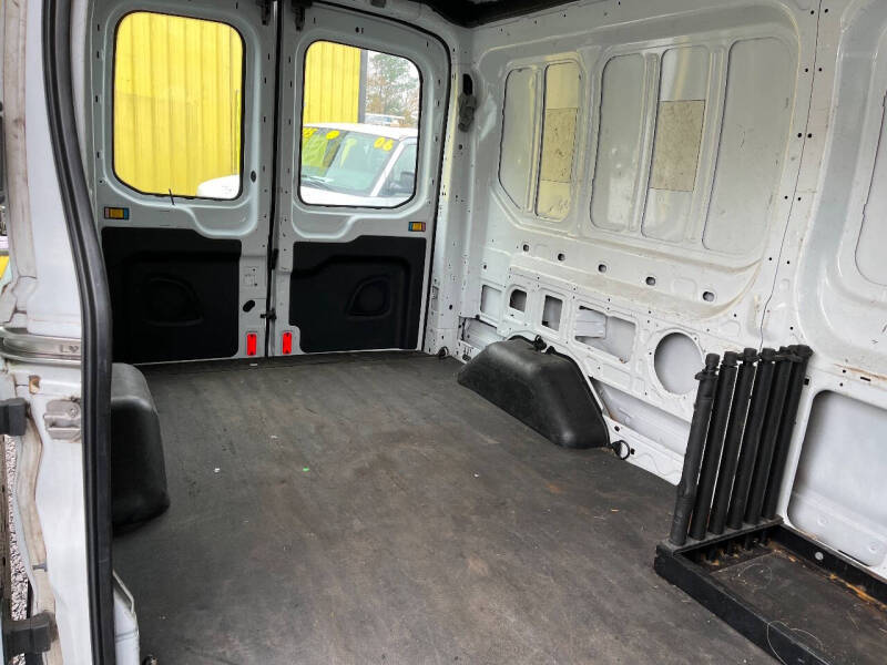 2015 Ford Transit Base photo 13