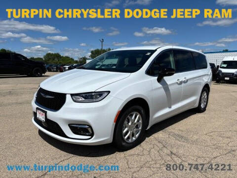 2024 Chrysler Pacifica for sale at Turpin Chrysler Dodge Jeep Ram in Dubuque IA