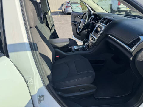 2016 GMC Acadia SLE-2