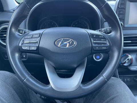 2020 Hyundai Kona SEL