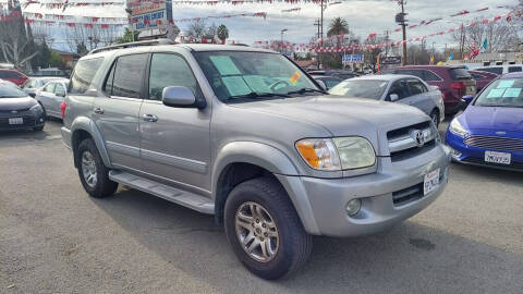 2005 Toyota Sequoia SR5