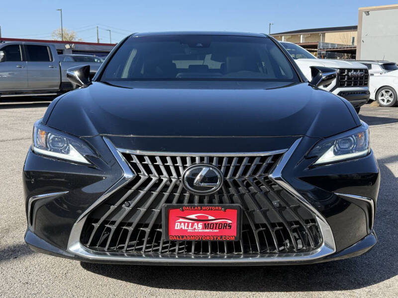 2024 Lexus ES 300h F SPORT Design