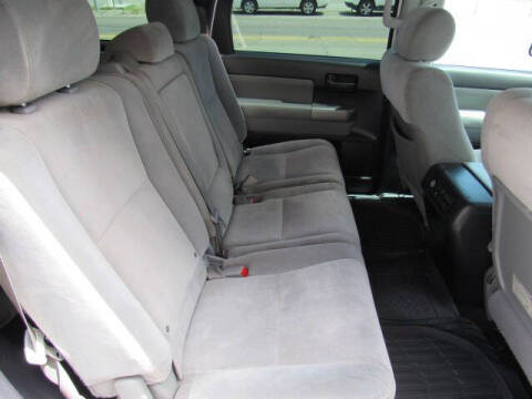 2013 Toyota Sequoia SR5