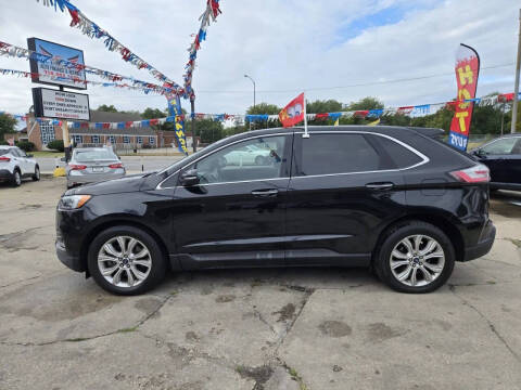 2020 Ford Edge Titanium