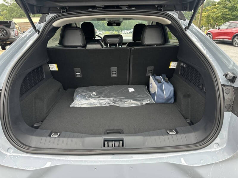 2025 Ford Mustang Mach-E Select