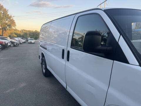 2019 GMC Savana 2500