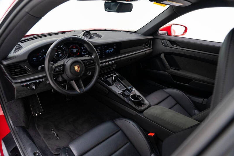 2024 Porsche 911 Carrera GTS