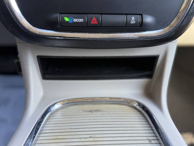 2012 Dodge Grand Caravan SXT