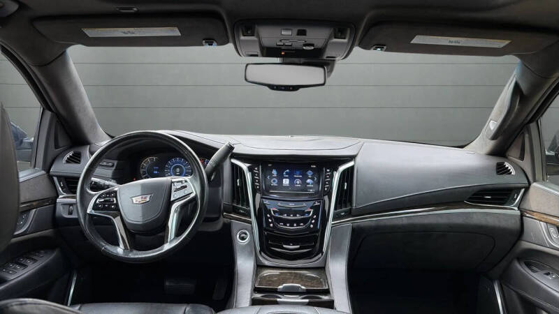 2016 Cadillac Escalade ESV Platinum