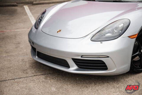 2017 Porsche 718 Cayman
