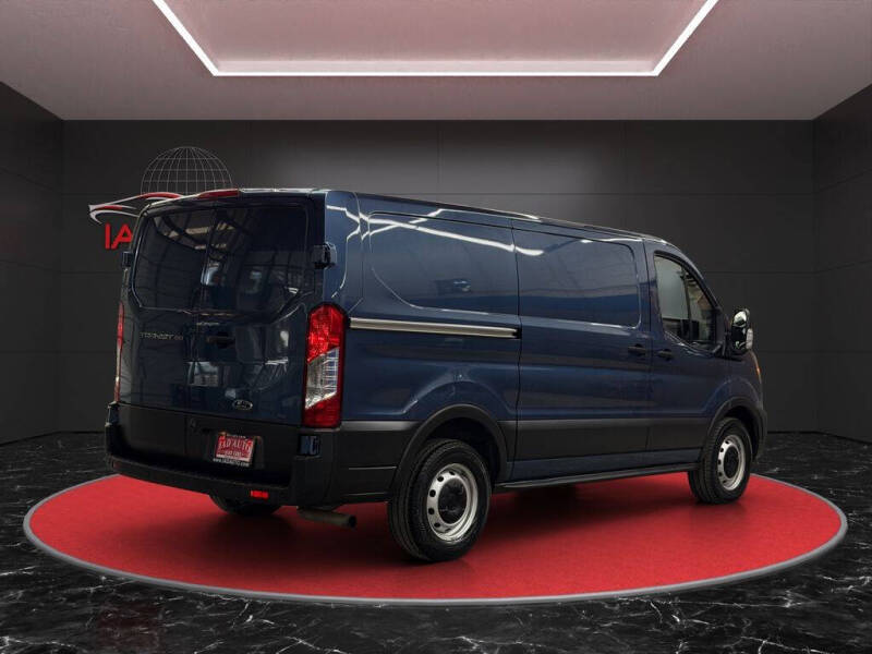 2023 Ford Transit