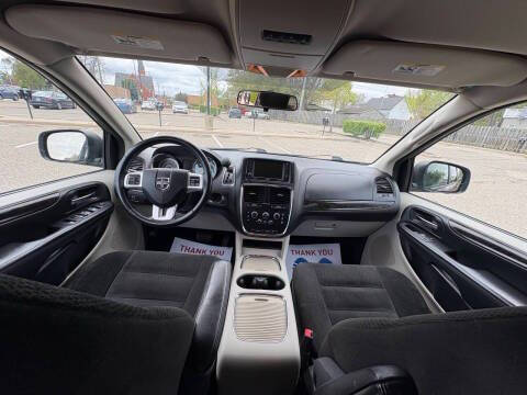 2016 Dodge Grand Caravan SXT Plus