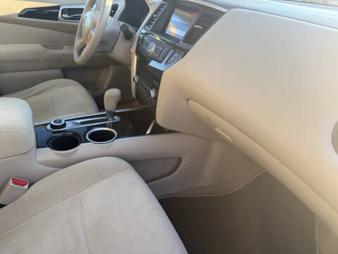 2013 Nissan Pathfinder S