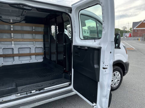 2023 Ford Transit 250