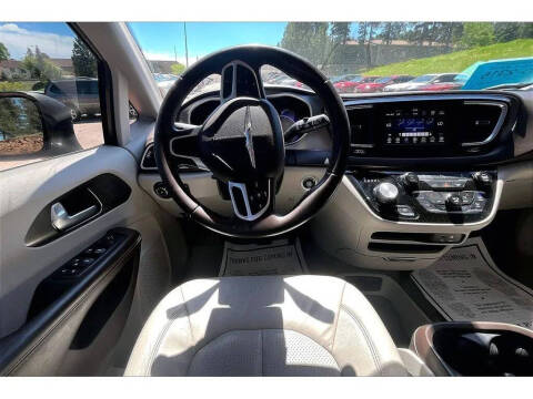 2018 Chrysler Pacifica Touring L