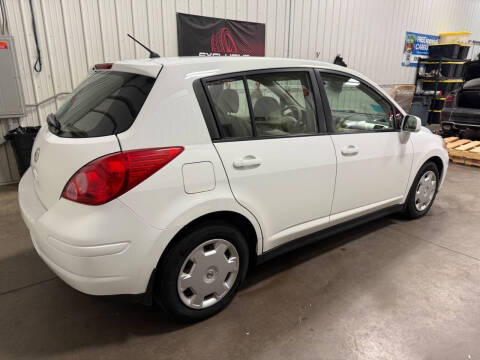 2009 Nissan Versa 1.8 S