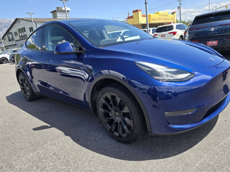 2023 Tesla Model Y Long Range