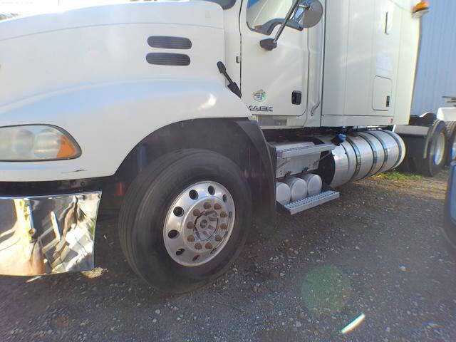 2016 Mack Pinnacle
