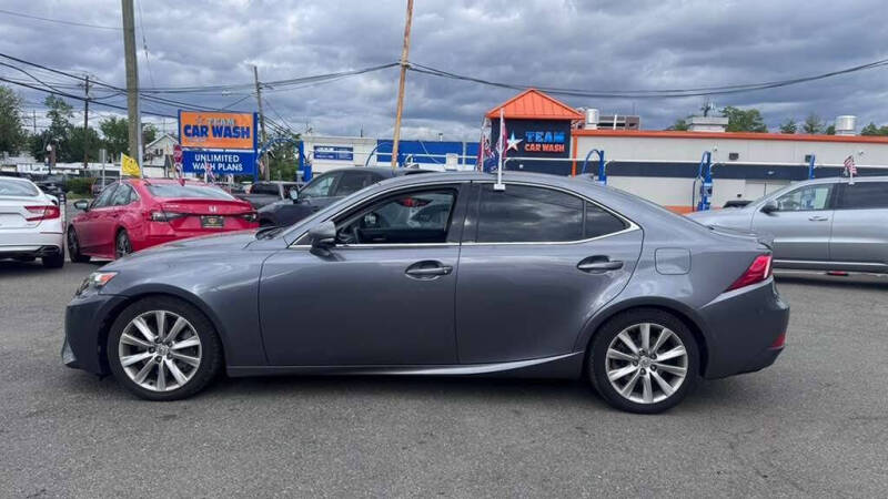 2016 Lexus IS 300
