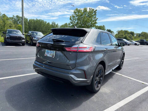 2024 Ford Edge SE