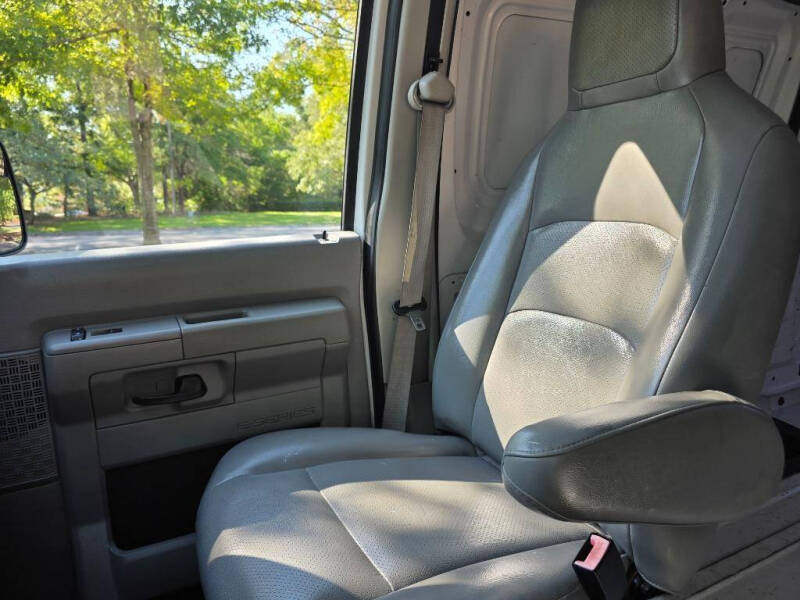2013 Ford E-Series E-150