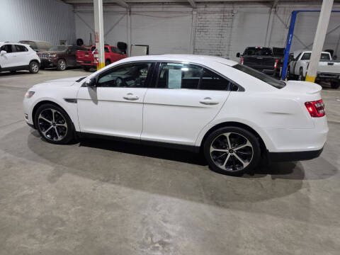 2016 Ford Taurus SEL