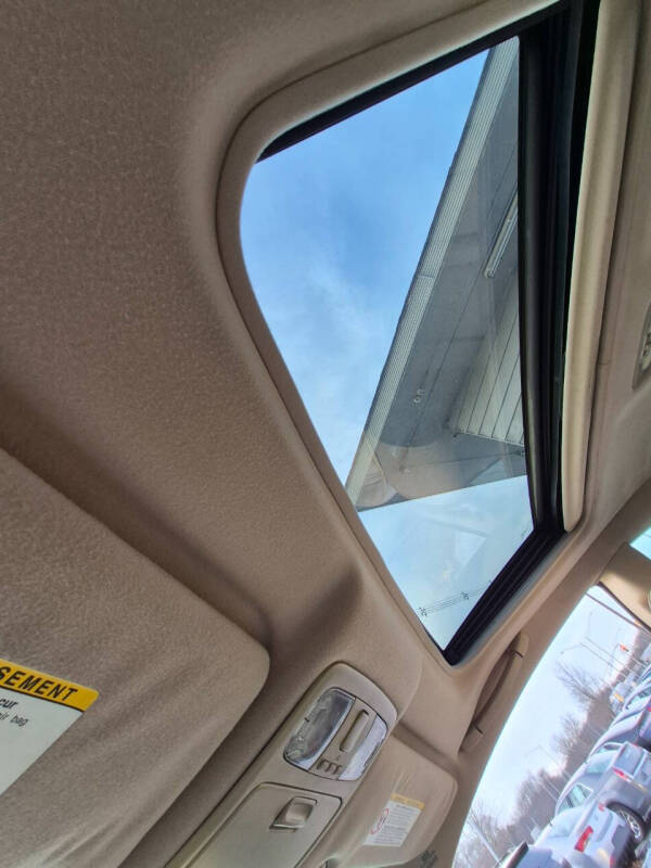 2004 Toyota Camry Solara SLE V6