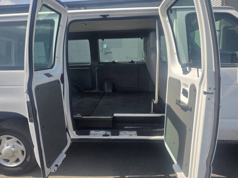 2013 Ford E-Series