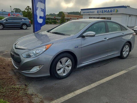 2015 Hyundai Sonata Hybrid for sale at Auto Finance of Raleigh in Raleigh NC