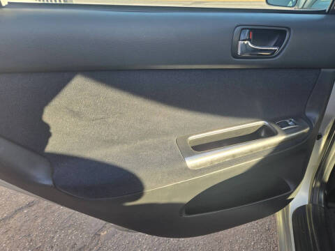 2003 Toyota Camry SE V6