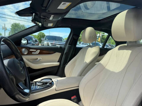 2017 Mercedes-Benz E-Class E 300 4MATIC
