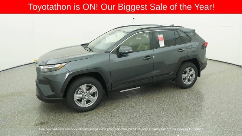 2025 Toyota RAV4 Hybrid XLE