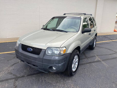 2005 Ford Escape for sale at Carland Auto Sales INC. in Portsmouth VA