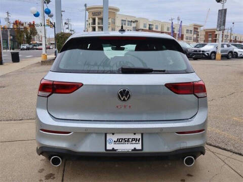 2026 Volkswagen Golf GTI Autobahn