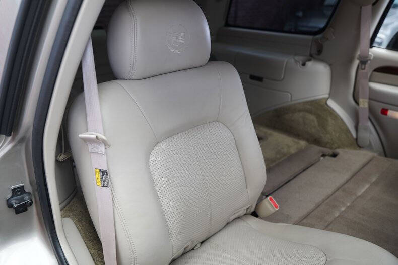 2002 Cadillac Escalade