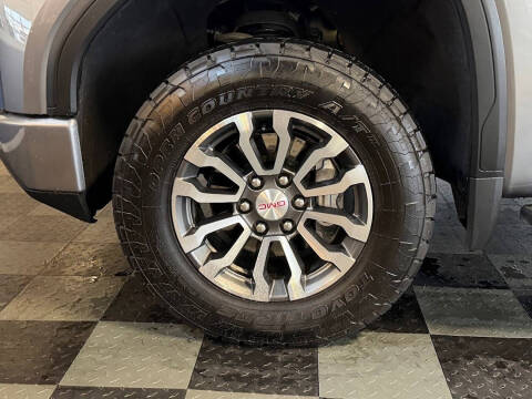 2022 GMC Sierra 1500 Limited AT4