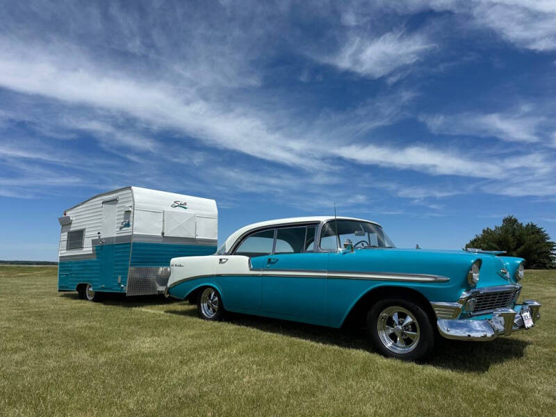 1968 Shasta RV CAMPER