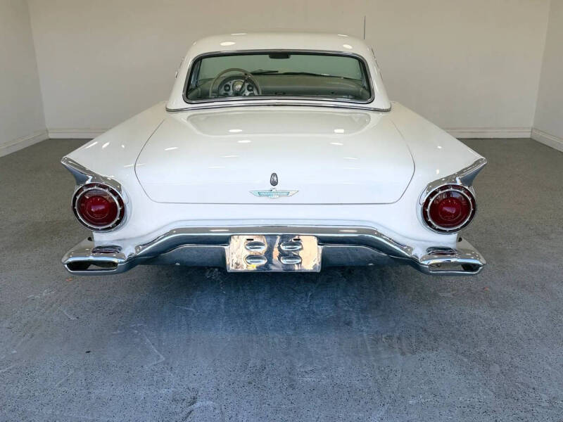 1957 Ford Thunderbird