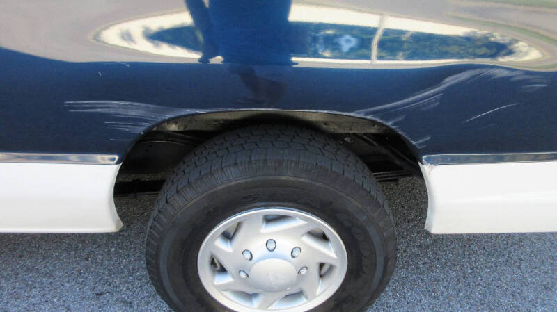 2013 Ford E-Series E-350 SD