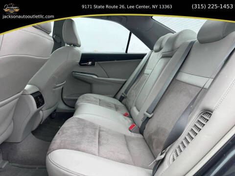 2012 Toyota Camry Hybrid LE