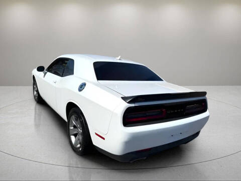 2015 Dodge Challenger SXT