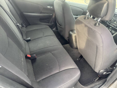 2012 Chrysler 200 Touring