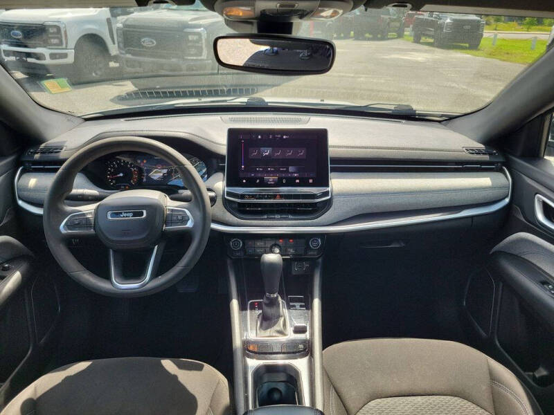 2023 Jeep Compass Sport