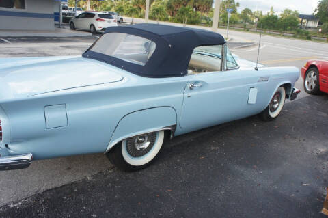 1957 Ford Thunderbird