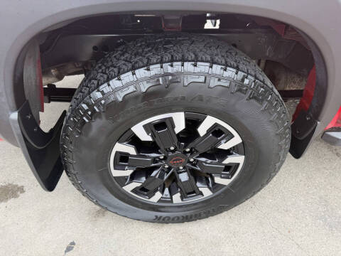 2024 Nissan Frontier