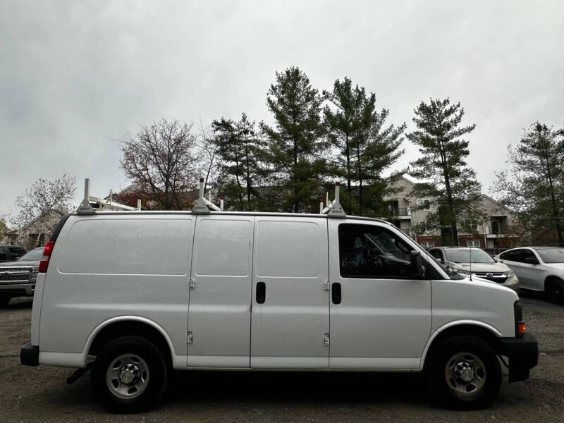2017 Chevrolet Express 2500
